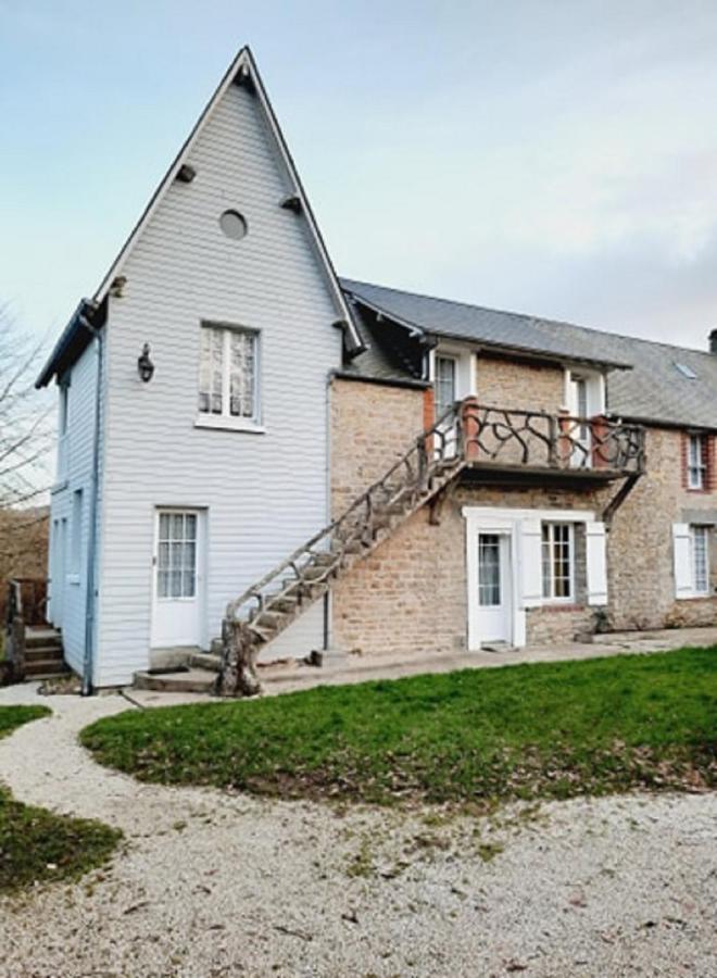 Gites De La Petite Suisse Clecy Ngoại thất bức ảnh