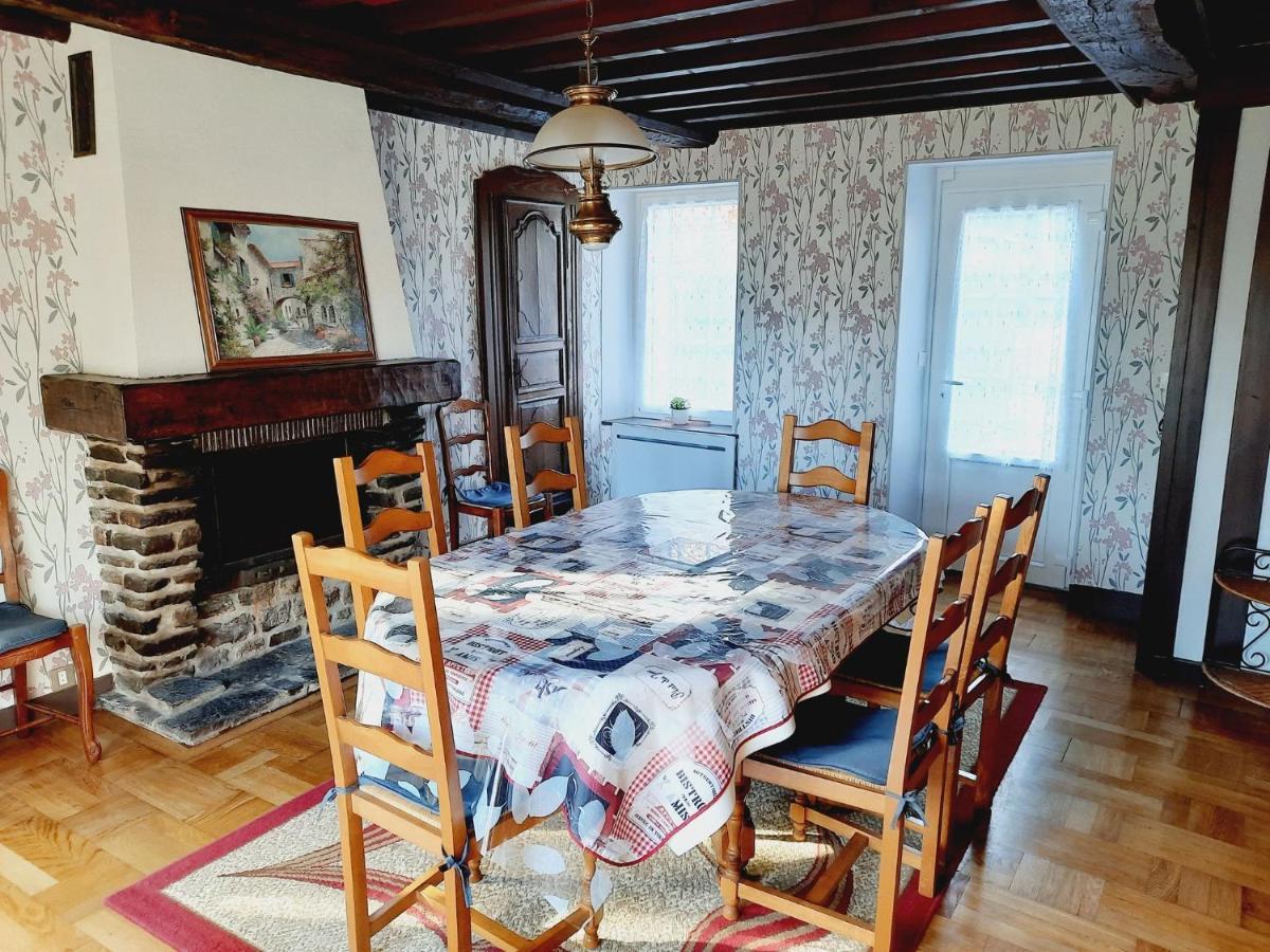 Gites De La Petite Suisse Clecy Ngoại thất bức ảnh