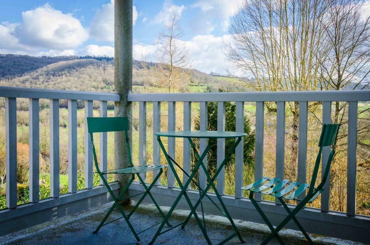 Gites De La Petite Suisse Clecy Ngoại thất bức ảnh