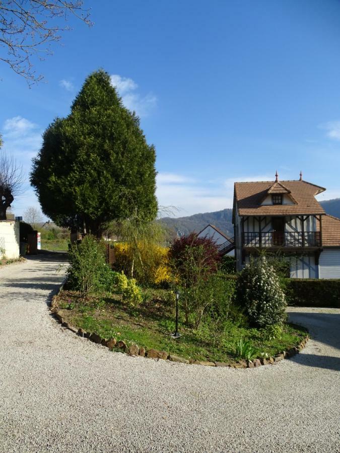 Gites De La Petite Suisse Clecy Ngoại thất bức ảnh